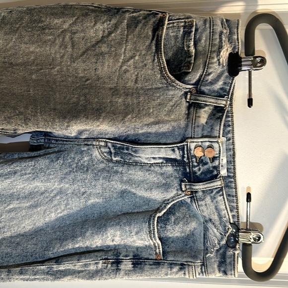 BKE Billie Jeans - Picture 3 of 5